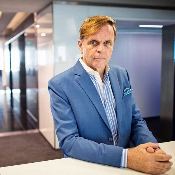 Томас Зиллиакус возвращается к идее приобрести «МЮ»