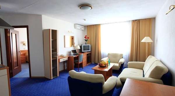 Green hotel