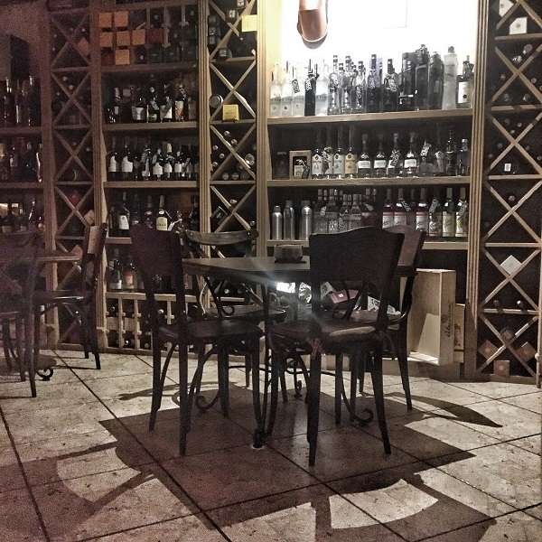 Бар-винотека PROVINO Wine Bar & Store