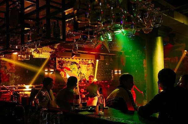 VANGOG BAR закрыто